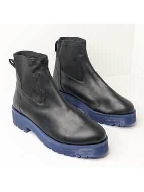 Secret Celebrity Chelsea Boots, Black, Women's 11